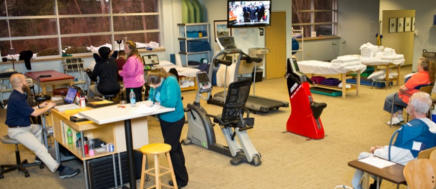 Image of the physical therapy equipment at Green Valley Campus