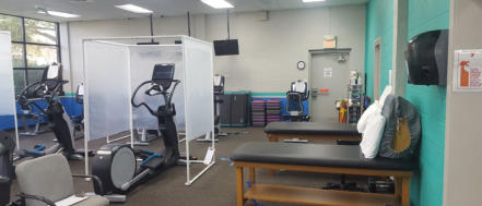 Image of exercise class at Burlington physical therapy campus